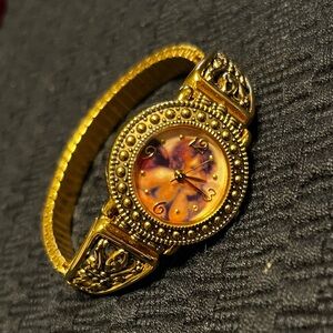 Elegant Gold and Purple Women's Watch